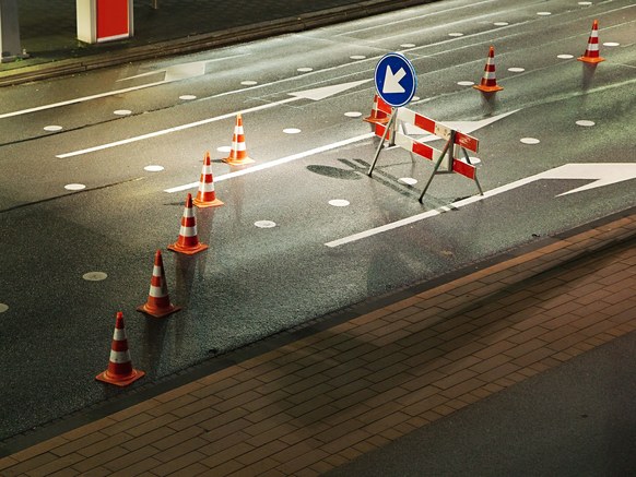 traffic safety cones highway construction zones