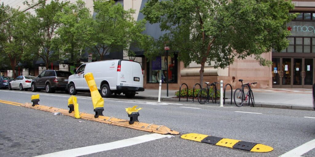 typesofdelineatorstrafficsafetyequipmenttrafficsafetystore